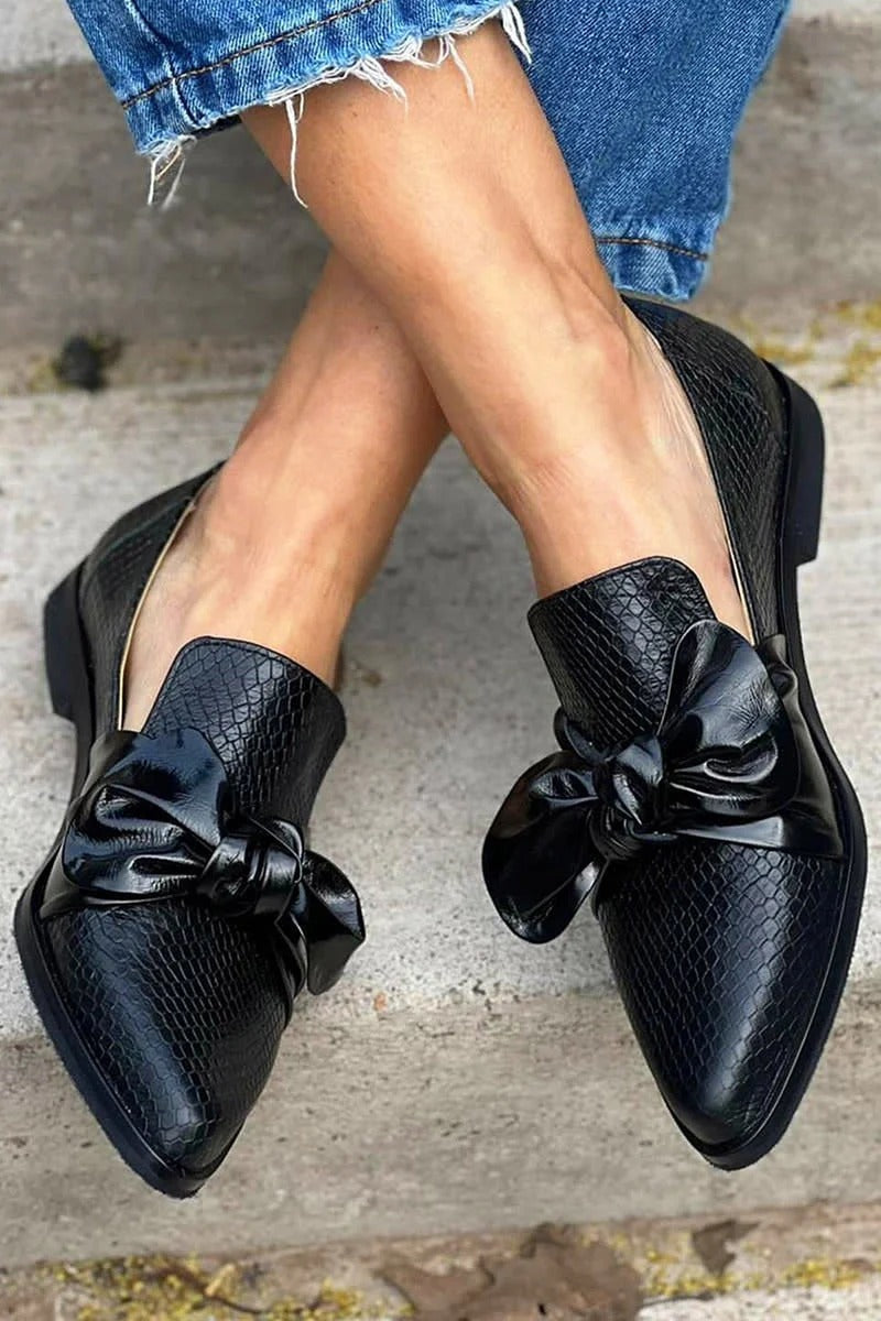 Bow Loafers Snakeskin Print PU Leather Statement Slip-On Design