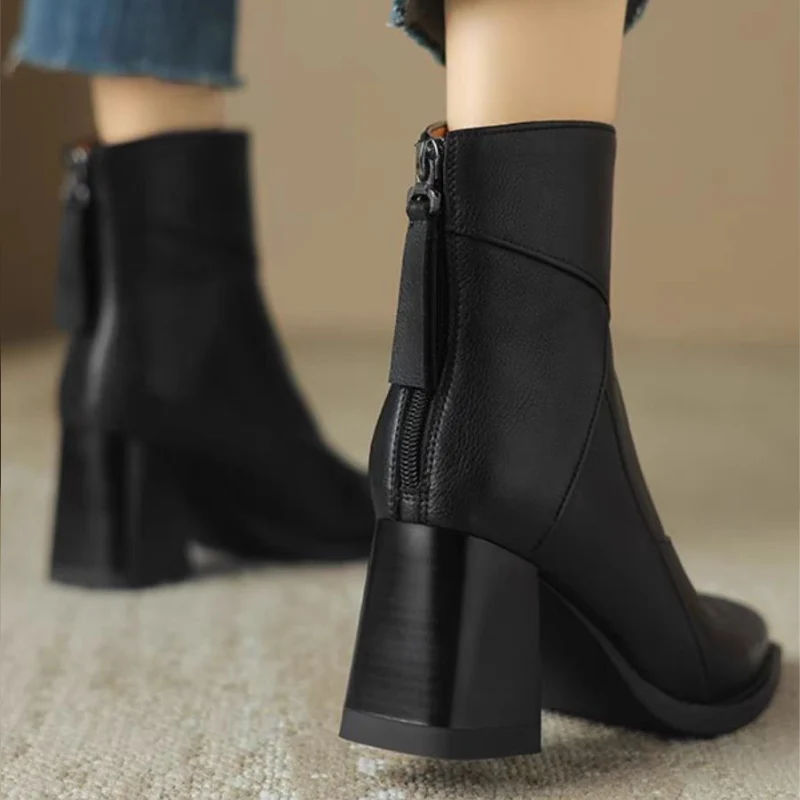 Women's Comfortable Boots Soft Cushioning Slip-On Design Warm Lining