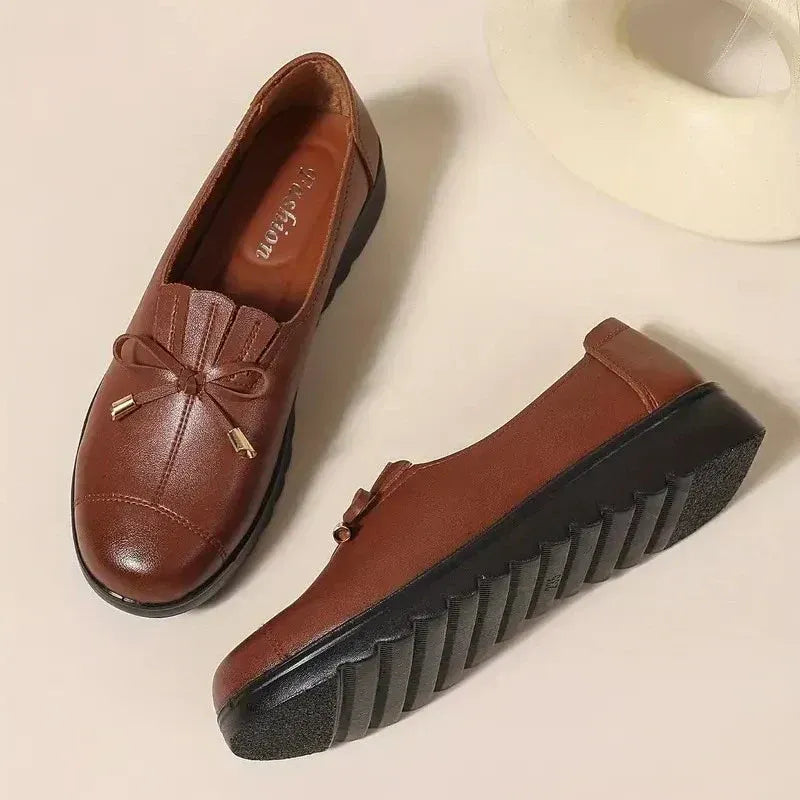 Orthopaedic Leather Loafers Memory Foam Cushioning Supportive Arch