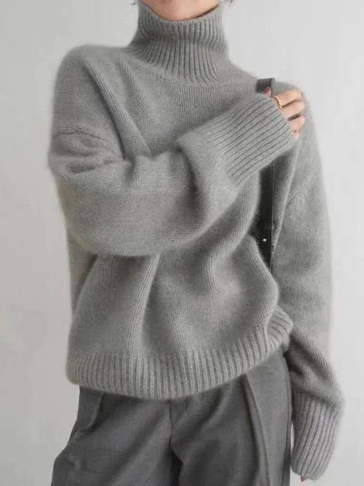 High-Neck Cashmere Sweater – Grey